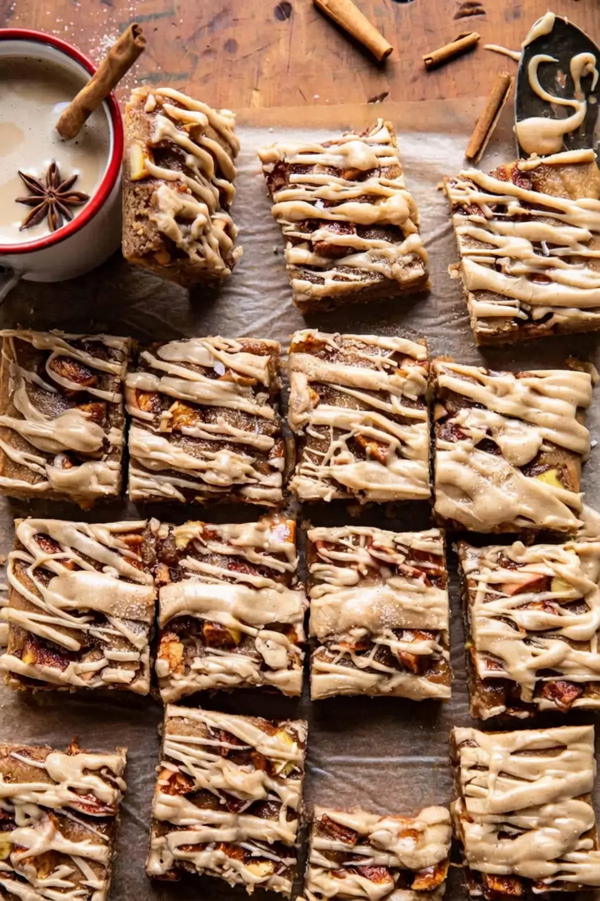 36 Easy Fall Desserts Featuring Pumpkin And Apple For Cozy Autumn Baking 25 36 Easy Fall Desserts Pumpkin Apple, Mini Apple Cider Cakes