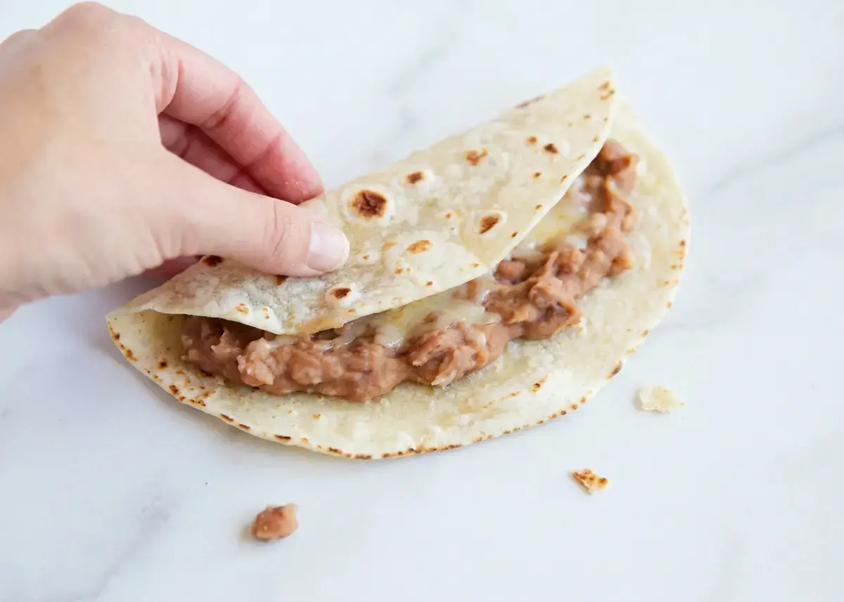 Easy Bean And Cheese Burritos, How To Make Bean And Cheese Burritos