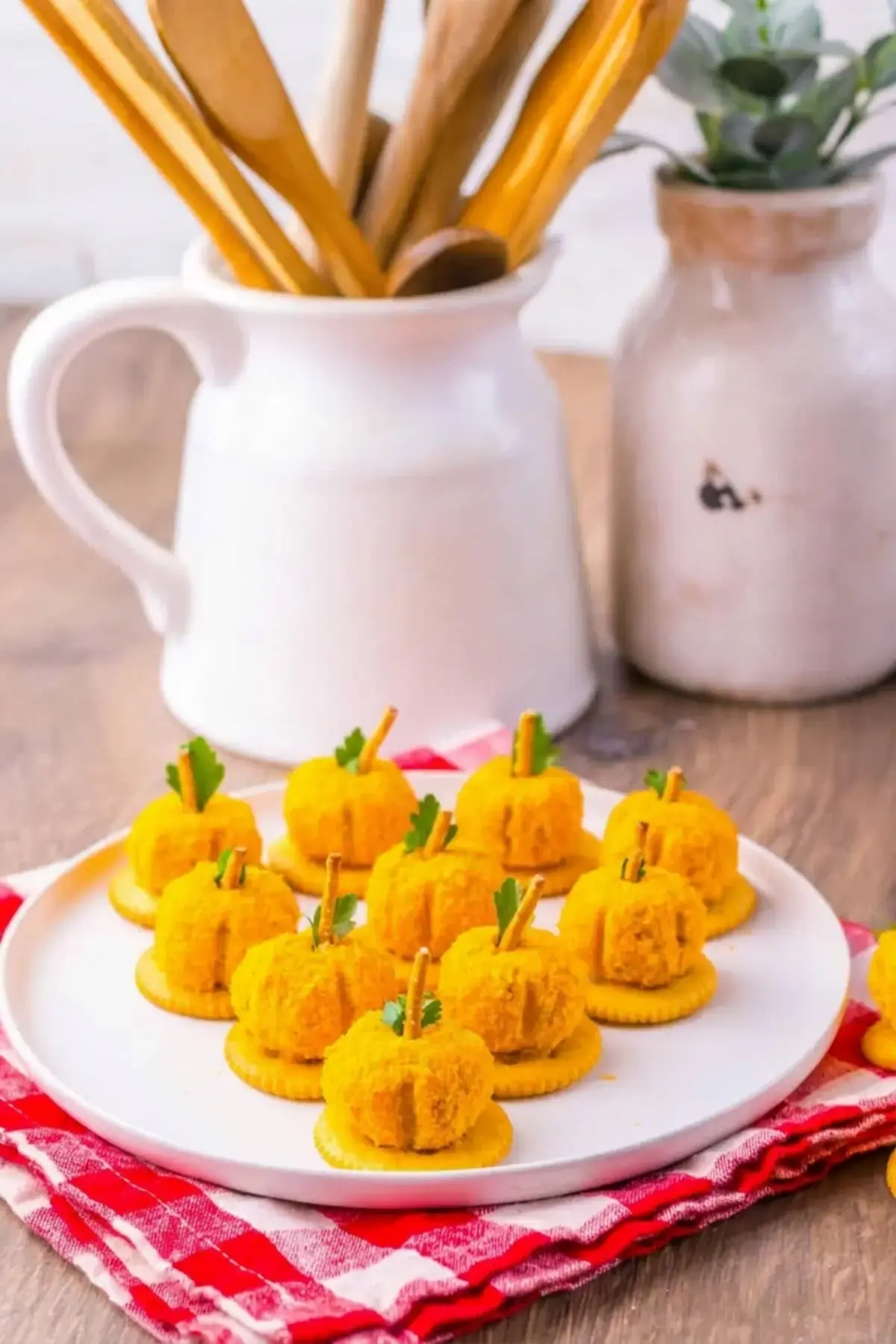 Mini Pumpkin Cheeseballs, Ingredients