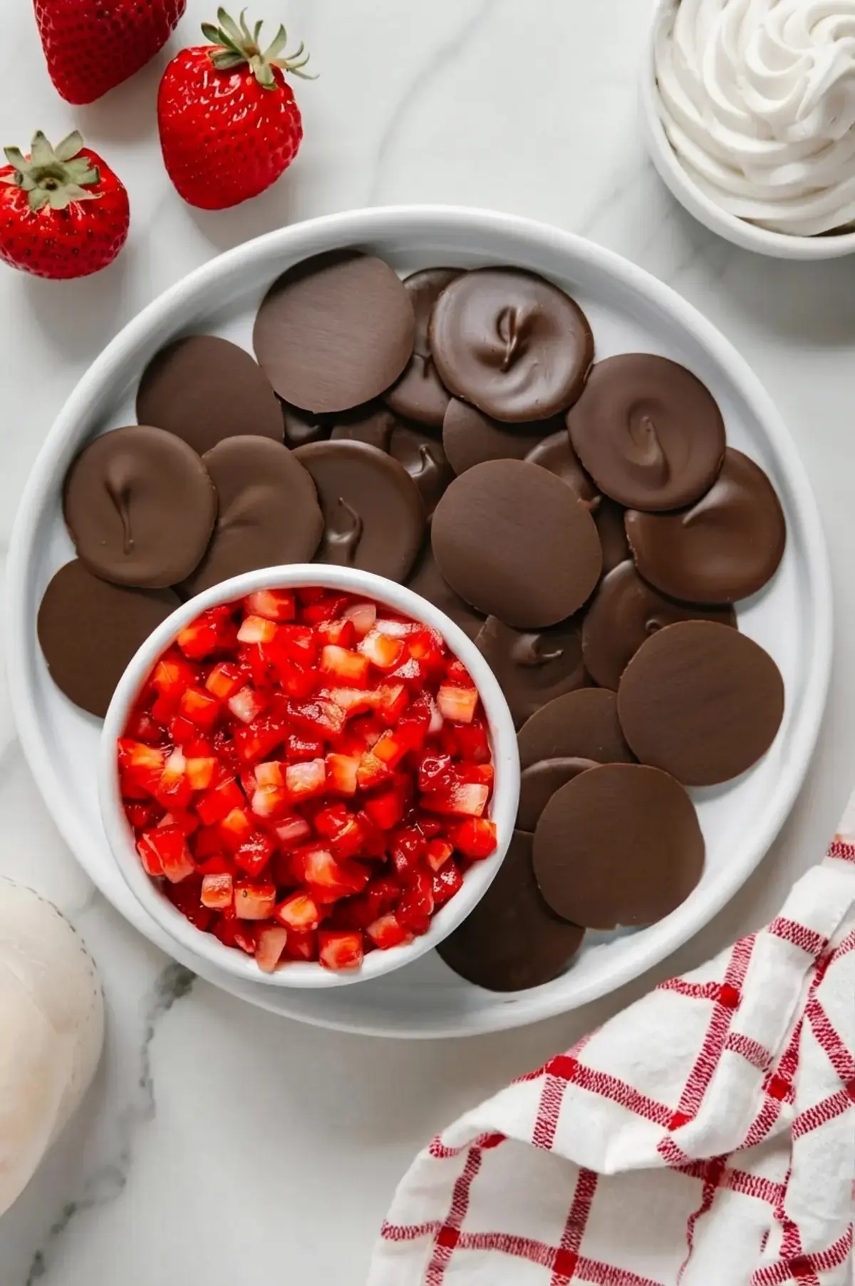 Strawberry Chocolate &Quot;Chips And Salsa&Quot;, Fun Variations