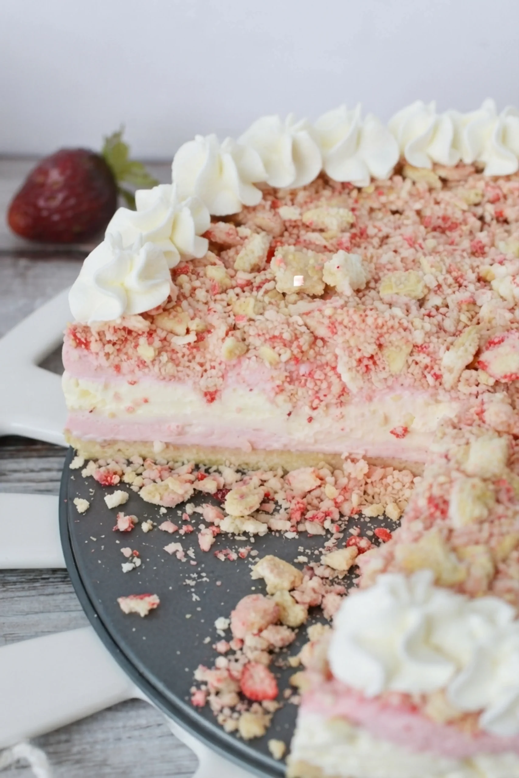 Strawberry Crunch Cheesecake Recipe, Tips And Variations